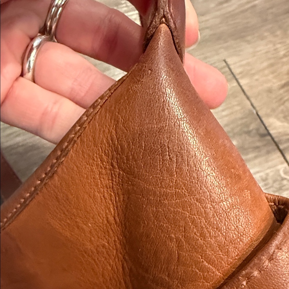 Vintage Etienne Aigner Brown Leather Crossbody Bag - Picture 13 of 15